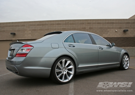 Photos of silver mercedes benz s class with chrome wheels